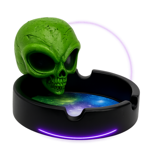 Cendrier Alien Head – Résine décor galaxie (7.5 x 10.5 cm)